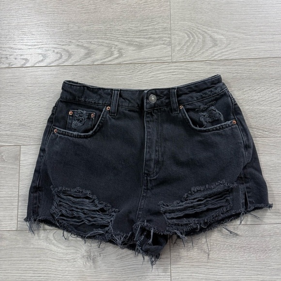 Topshop Black Distressed Denim Mom Shorts - Picture 2 of 9